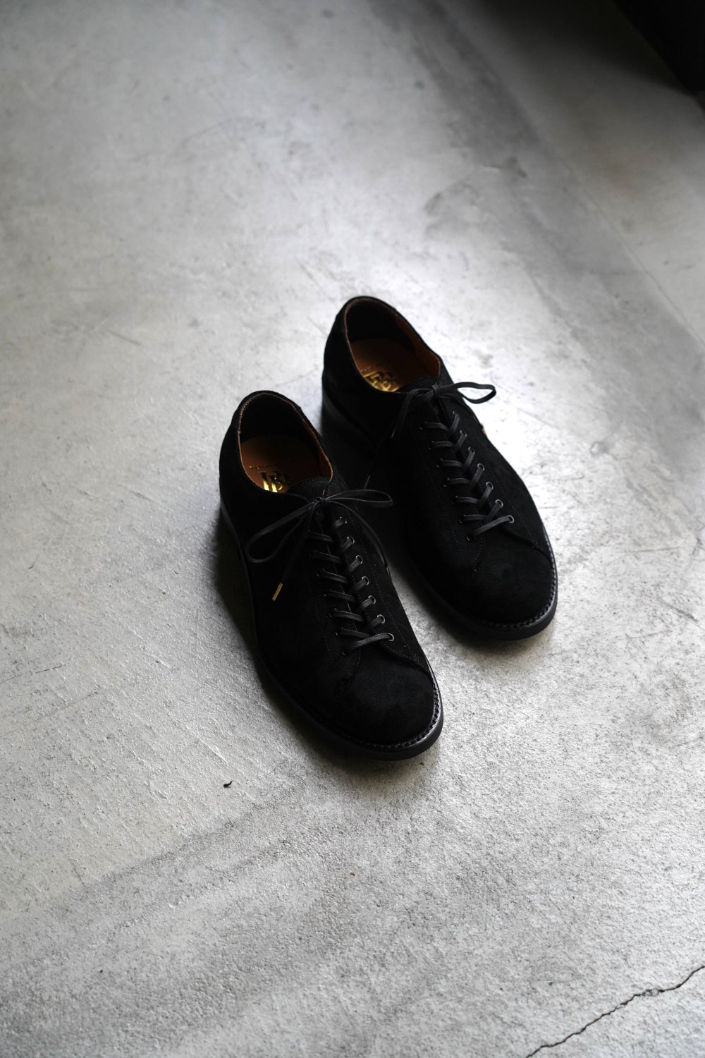 THE ALI – THE ZINE FOOTWEAR CLUB