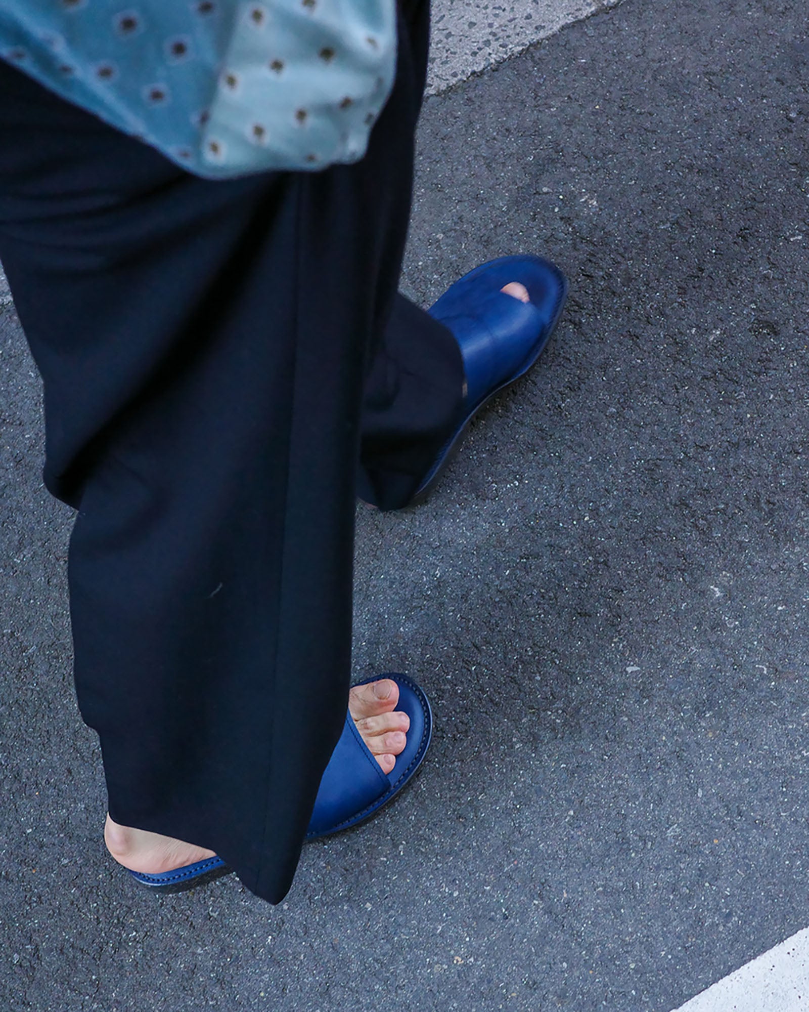 卢卡刮擦酒红色 - 接受预订 -