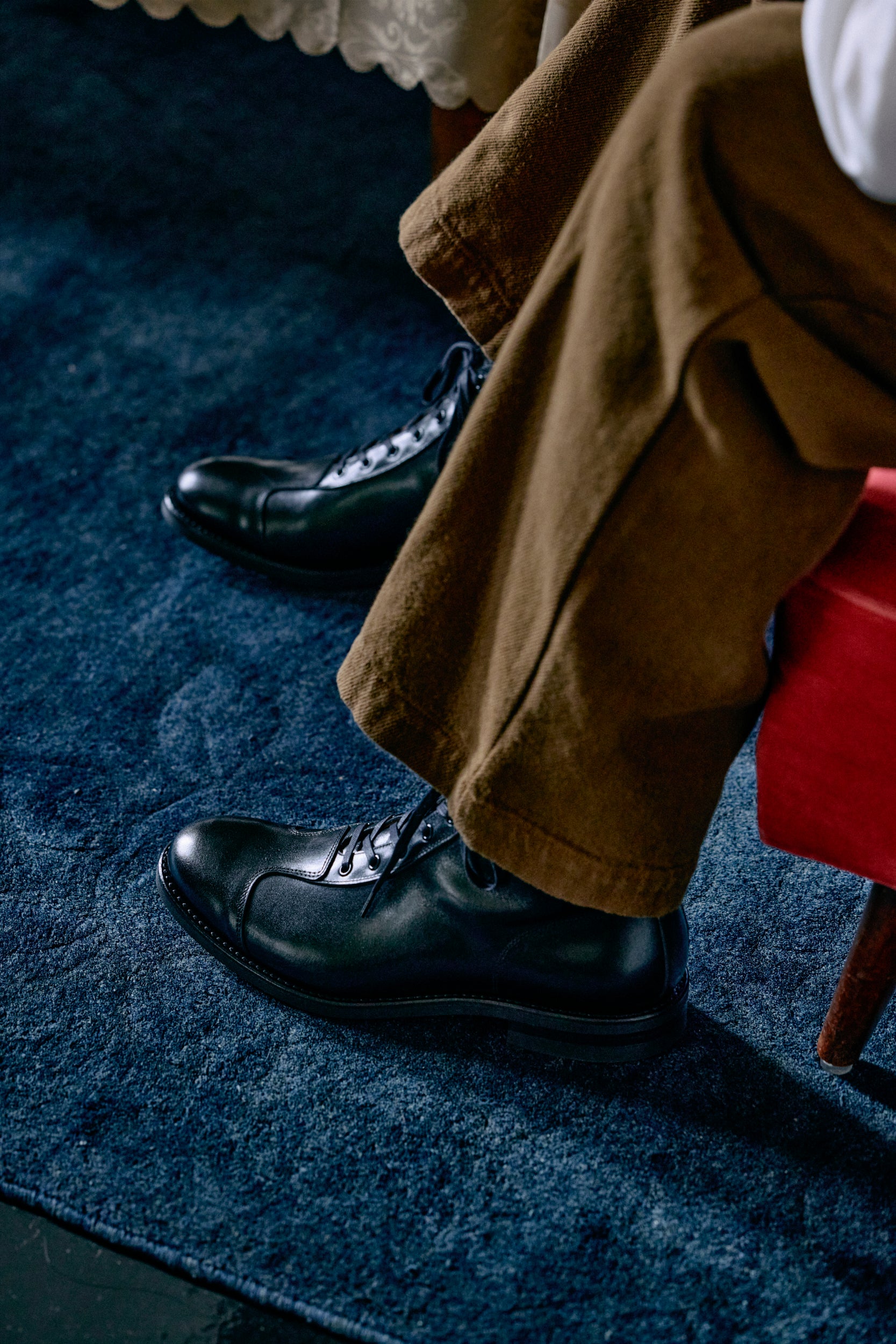 SPALDING 复古黑/小牛皮