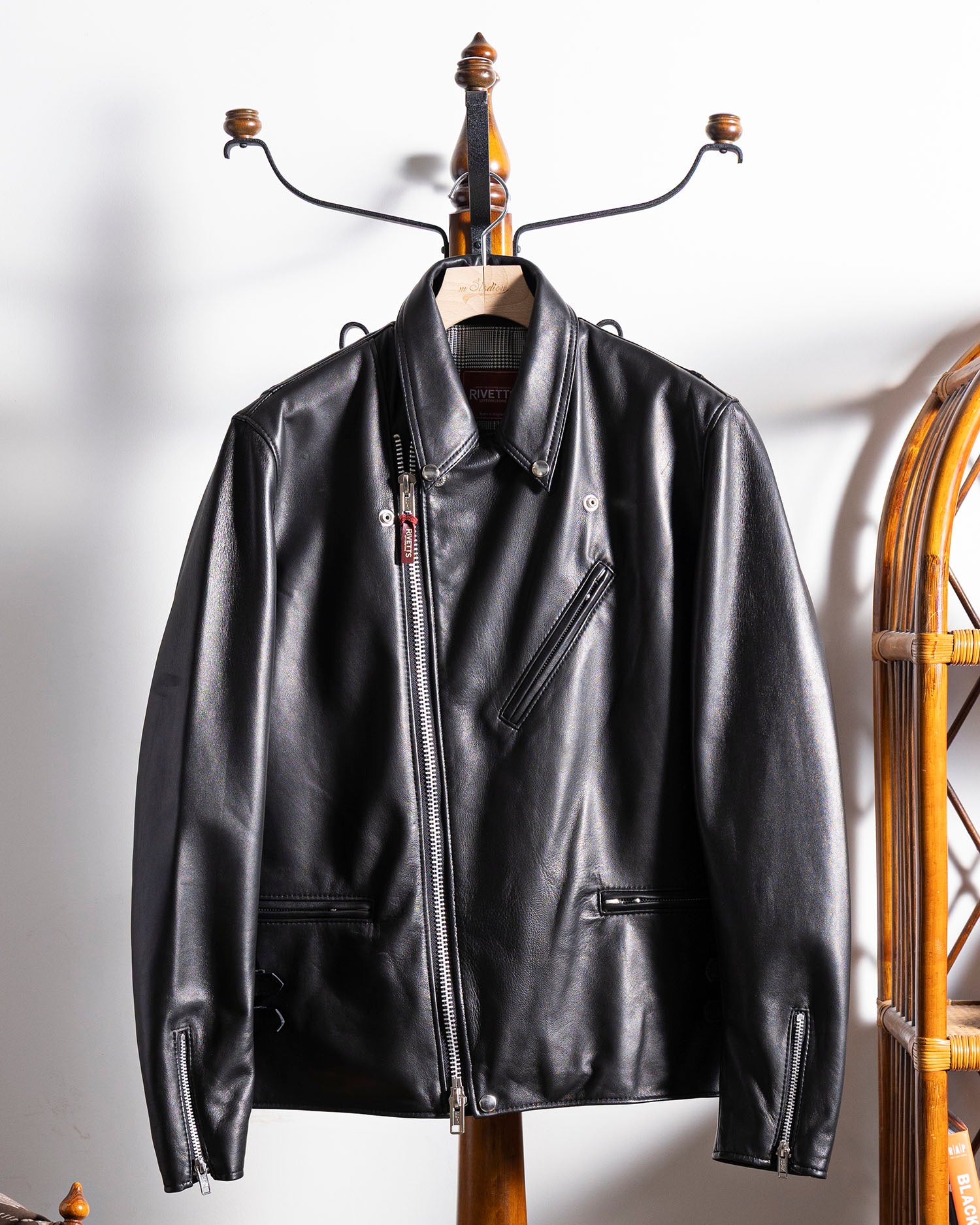 RIVETTS LIDARS JACKET / Model-C1 Croydon Regular Collar Lamb Black