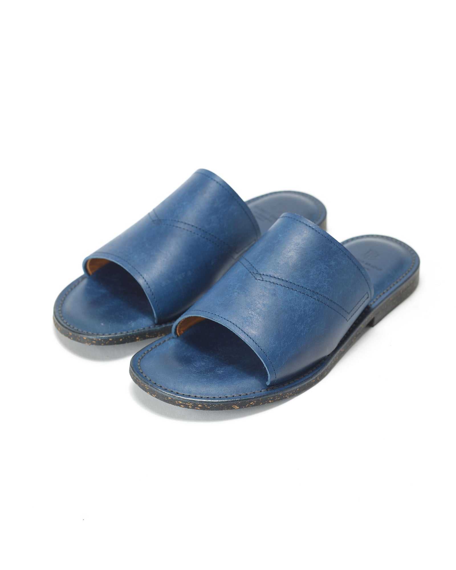 卢卡刮擦酒红色 - 接受预订 -